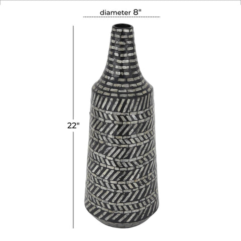 Medium Mara Vase